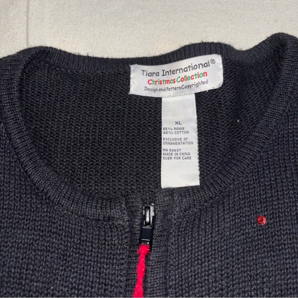 VTG TIARA INTERNATIONAL BlackCardigan  Reindeer Embroidery Full Zip Women’s SzXL - Picture 11 of 14